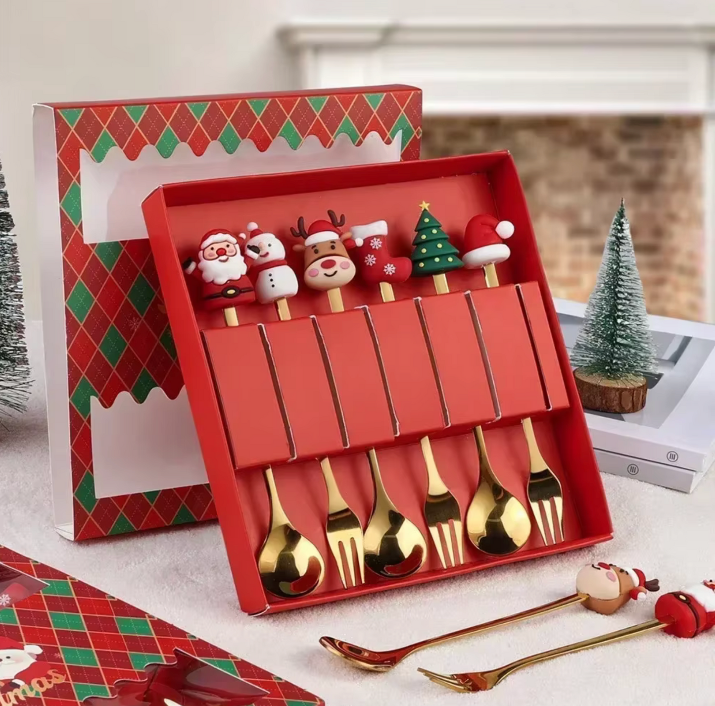 Christmas-Themed Cutlery Set – 4-Piece or 6-Piece Set